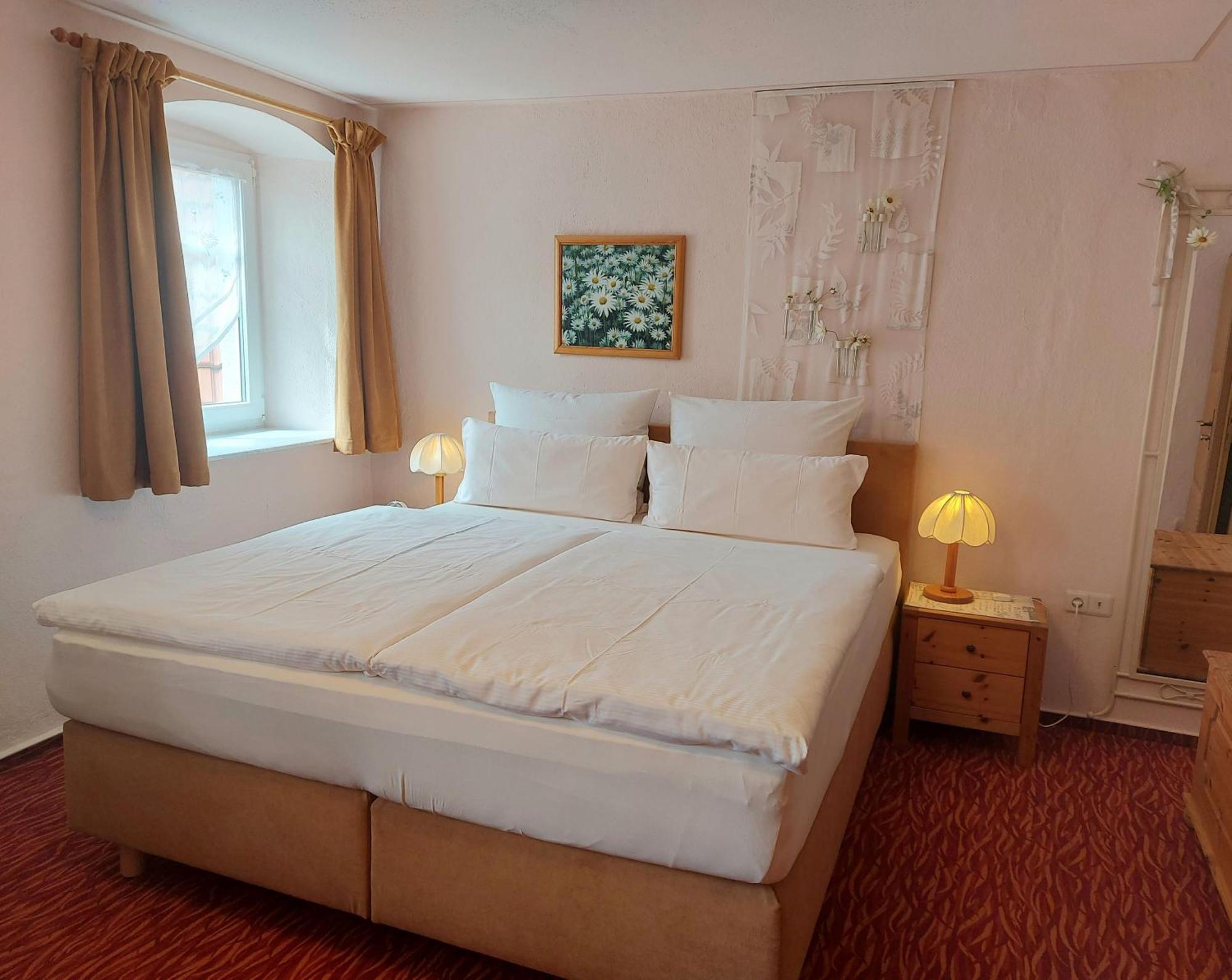 Logis L Auberge Gutshof Бишофсверда Экстерьер фото