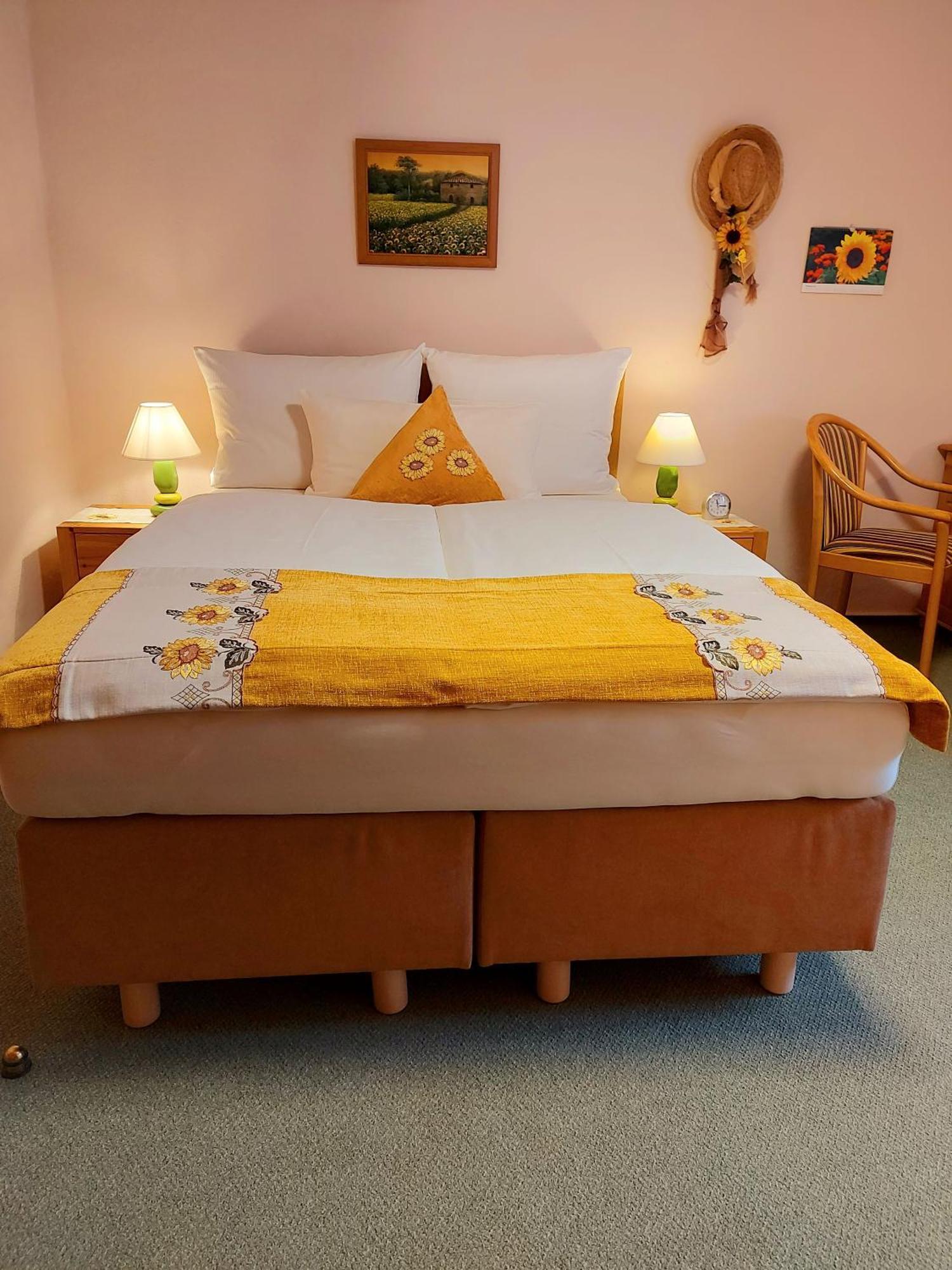 Logis L Auberge Gutshof Бишофсверда Экстерьер фото
